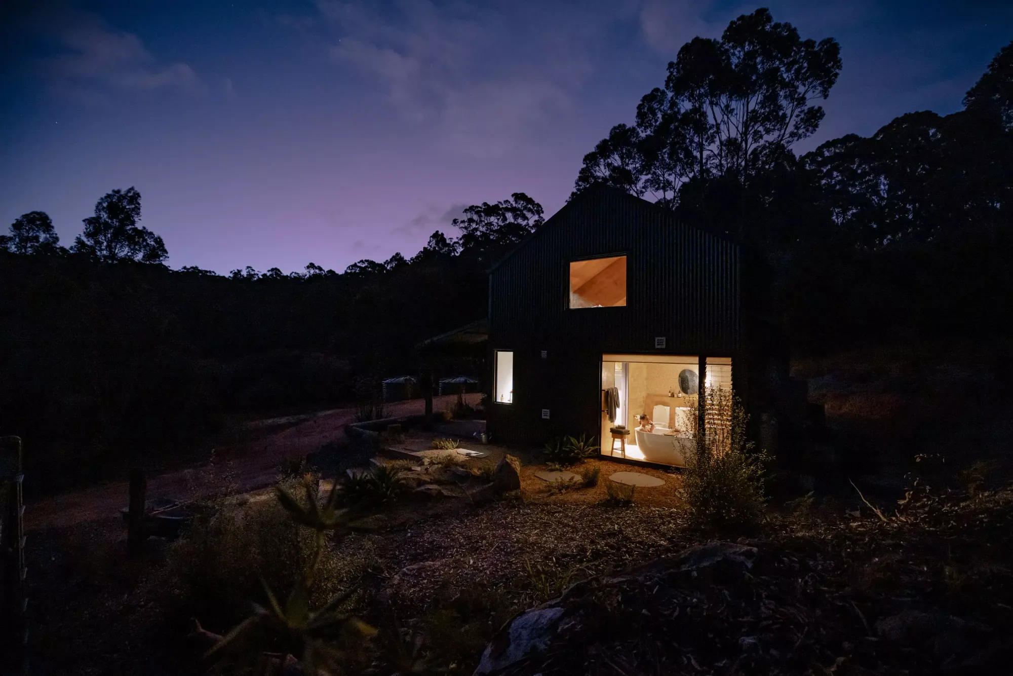 Stillwood Retreat by Studio Atelier. Photography by Rachel Claire, Jarrad Seng, Tristan McKenzie & Ridhwaan Moola