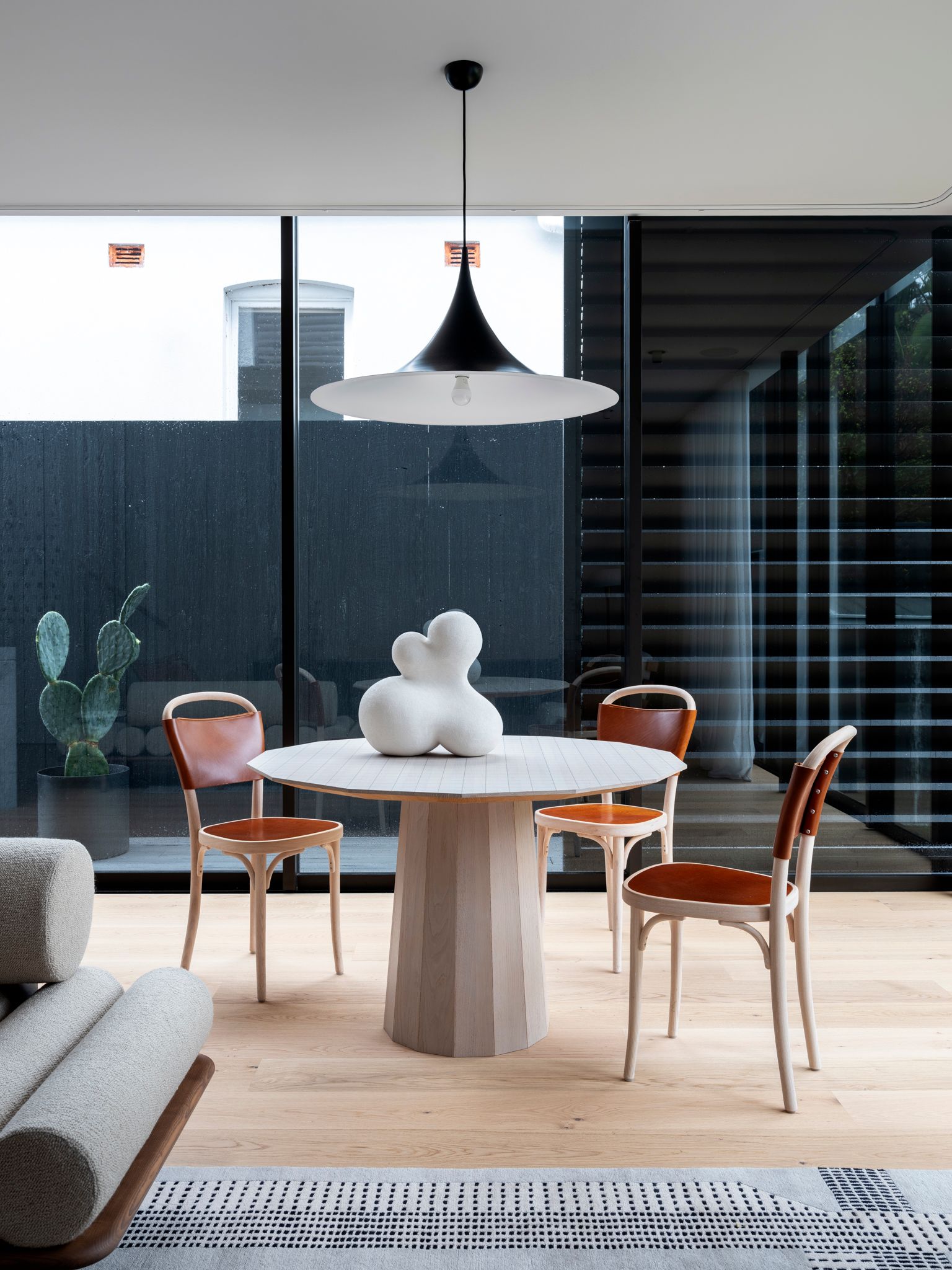 Bondi Beach House by Carla Middleton Architecture. Dining room table