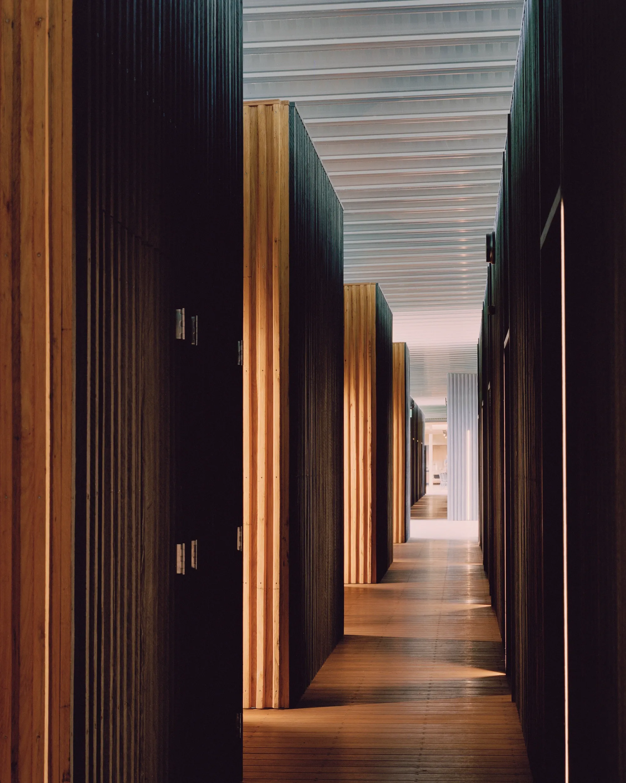 Bridge for Creative Learning at Bundanon. Hallway of the accommodation