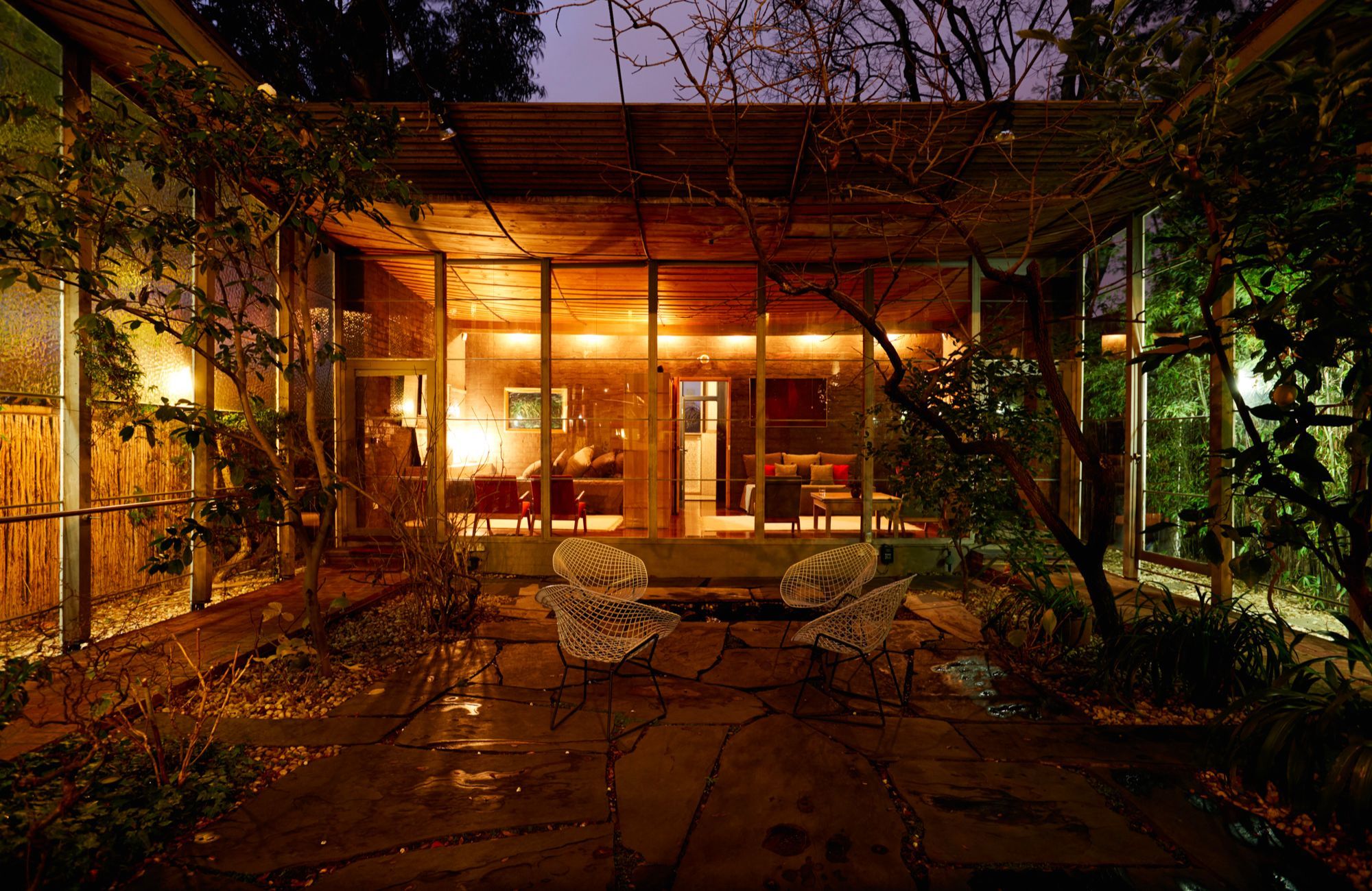 Robin Boyd House II courtyard at night time