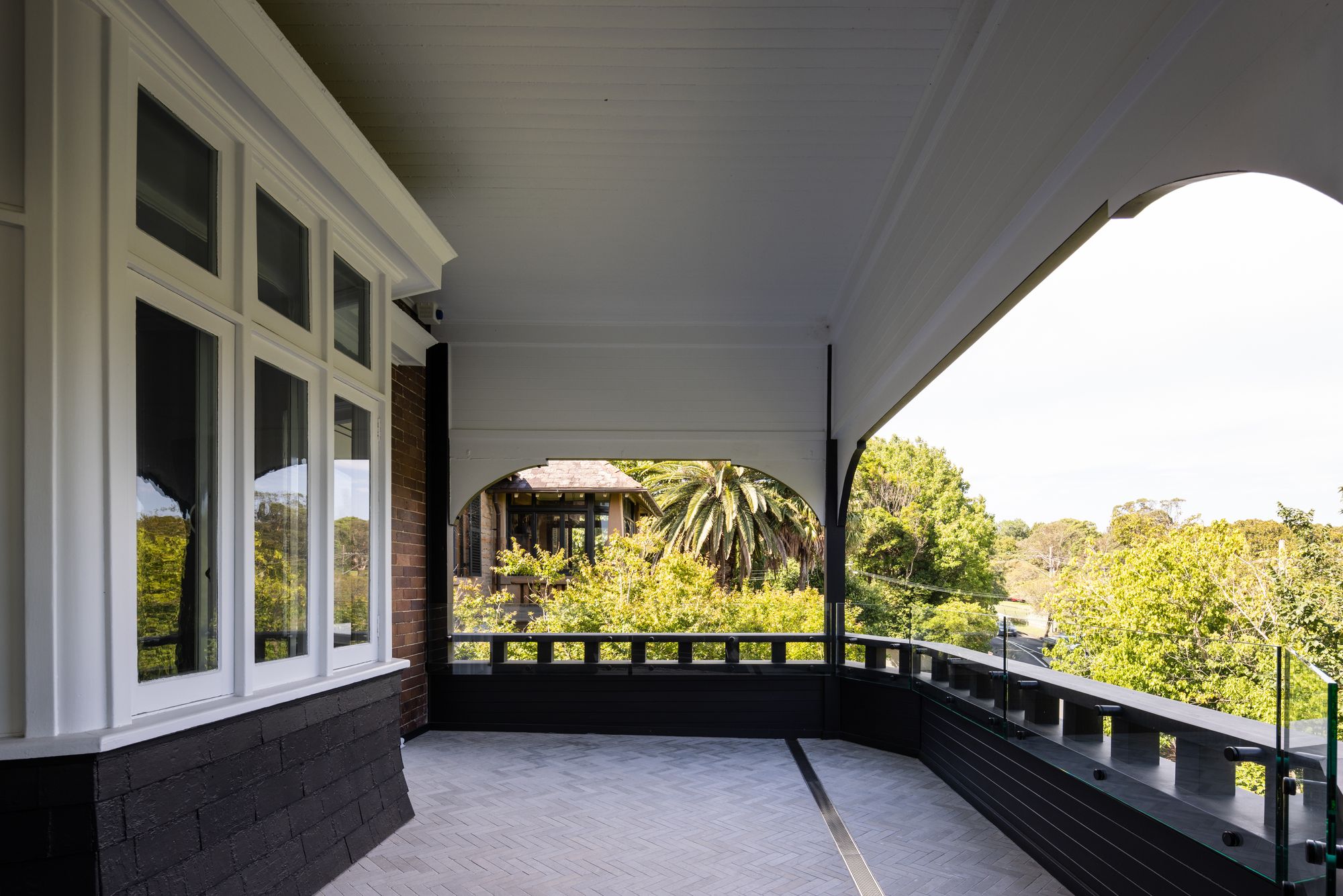 Tongkah by MCK Architects. Balcony view out to centennial park area. 