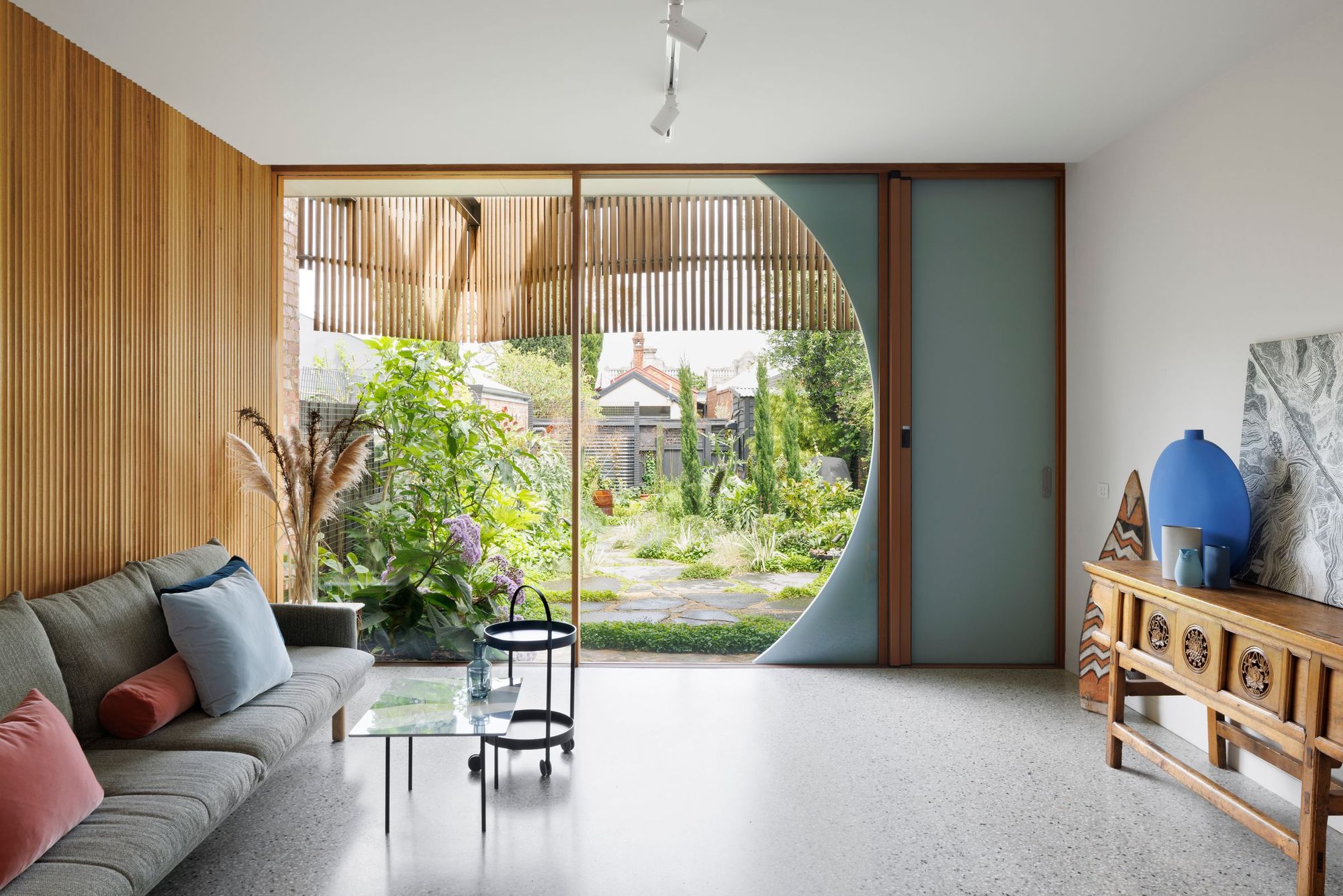Tiara House by FMD Architects. New extension, living room view out to backyard 