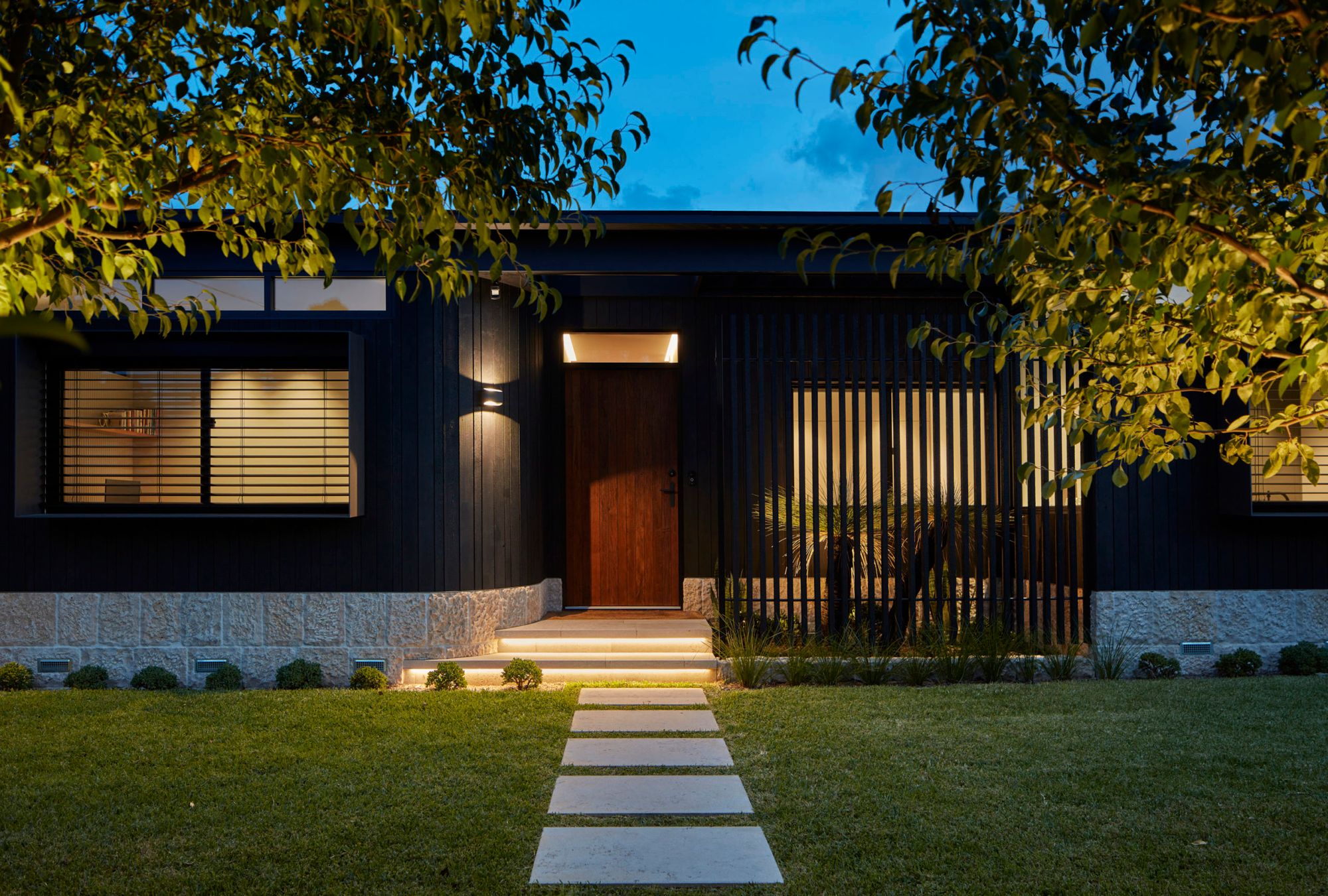 The Pavilion Castlecrag by McNally Architects. Entry facade view with door closed. 