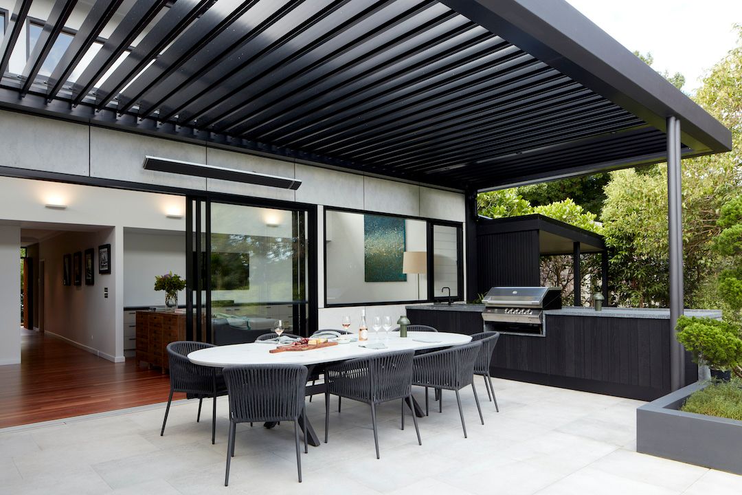 The Pavilion Castlecrag by McNally Architects. Outdoor entertainment opening out form home living and kitchen space. 