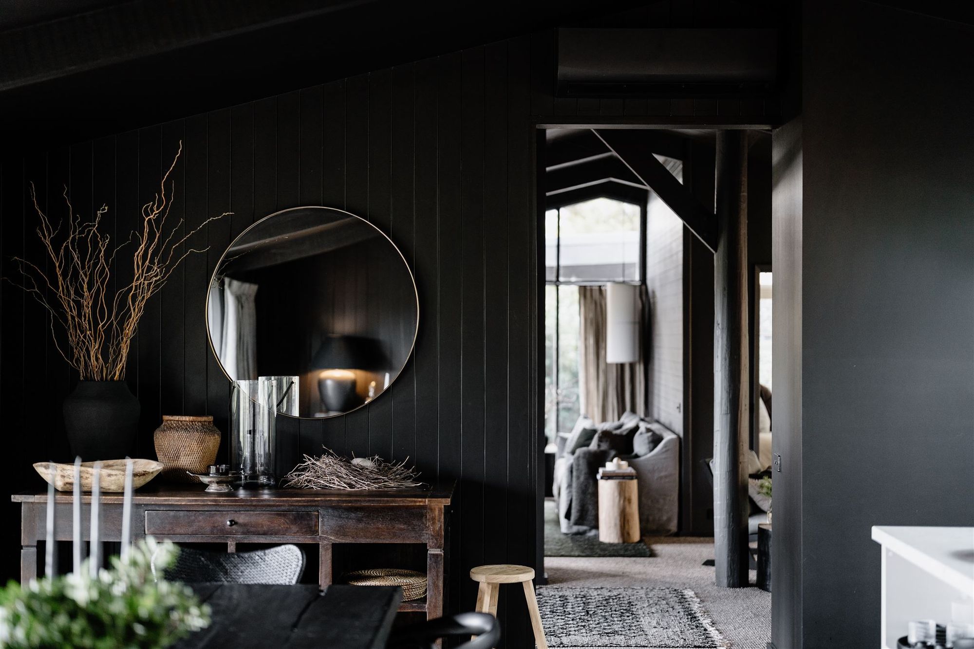 Jumoku Daylesford. Showing the dark interior of the holiday home