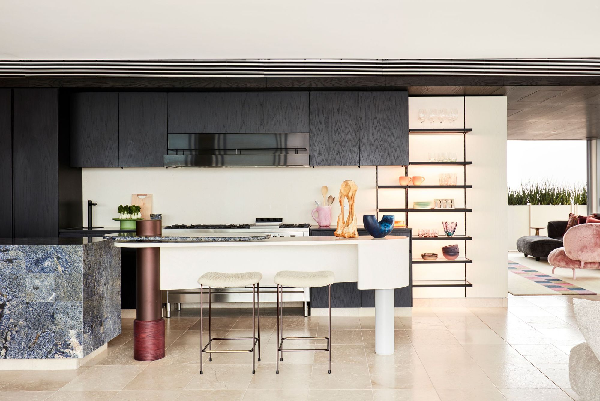 Kitchen Islands Designs: A Balance Between Aesthetic and Functionality -  Madeval