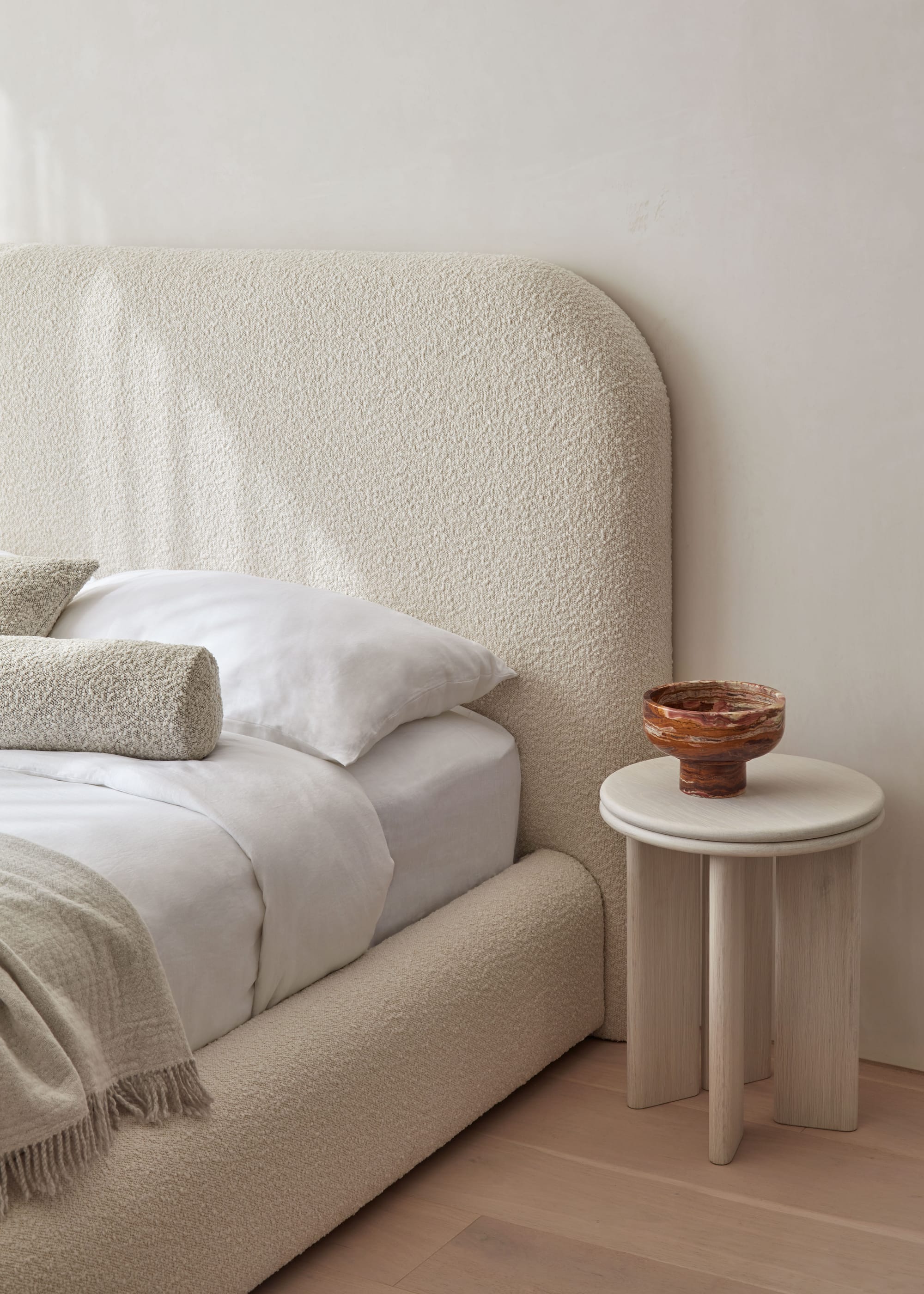Zenn Design showing bed head and bedside table