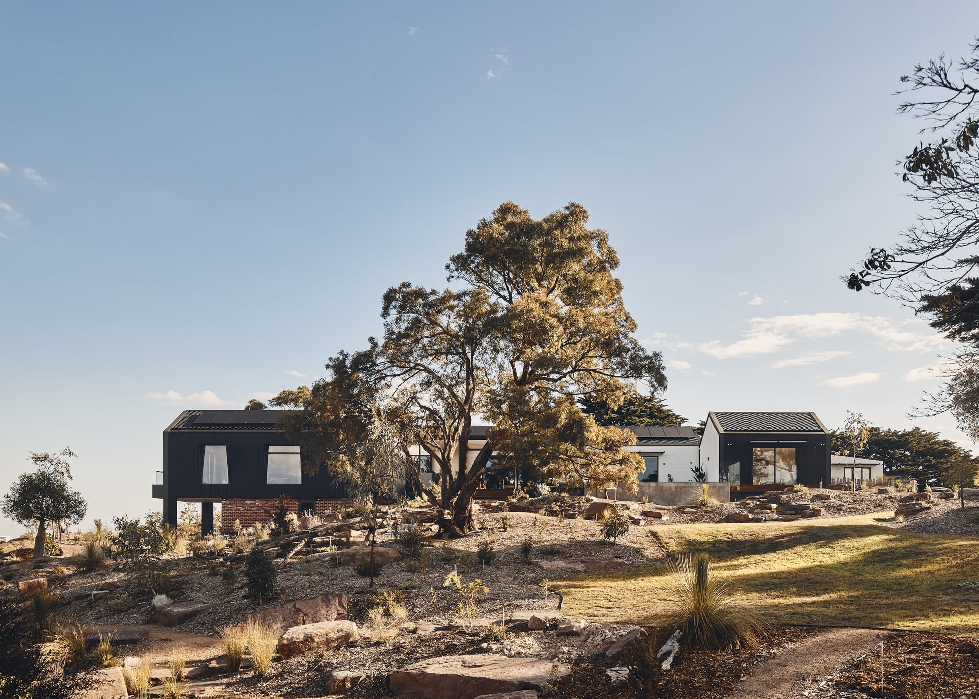 Narre Warren Nakari Vista by Andever Architecture. Photography by Peter Bennetts. 