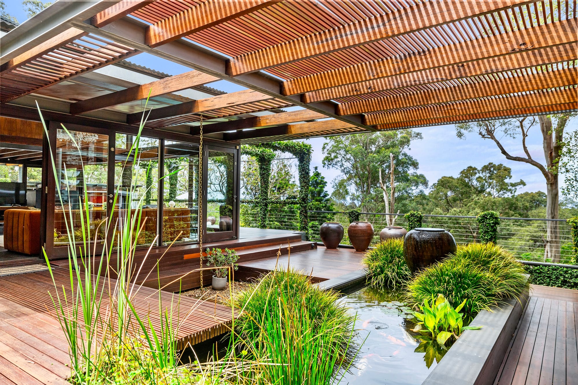 Dadirri Retreat showing the deck and pond.