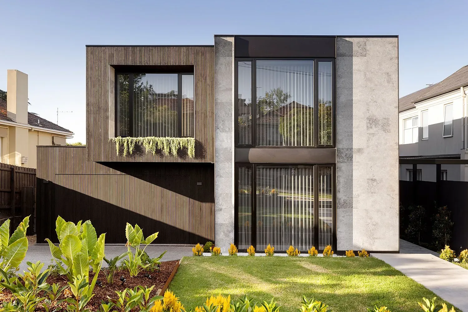 Corby House by R Architecture. Photography by Axiom Photography.