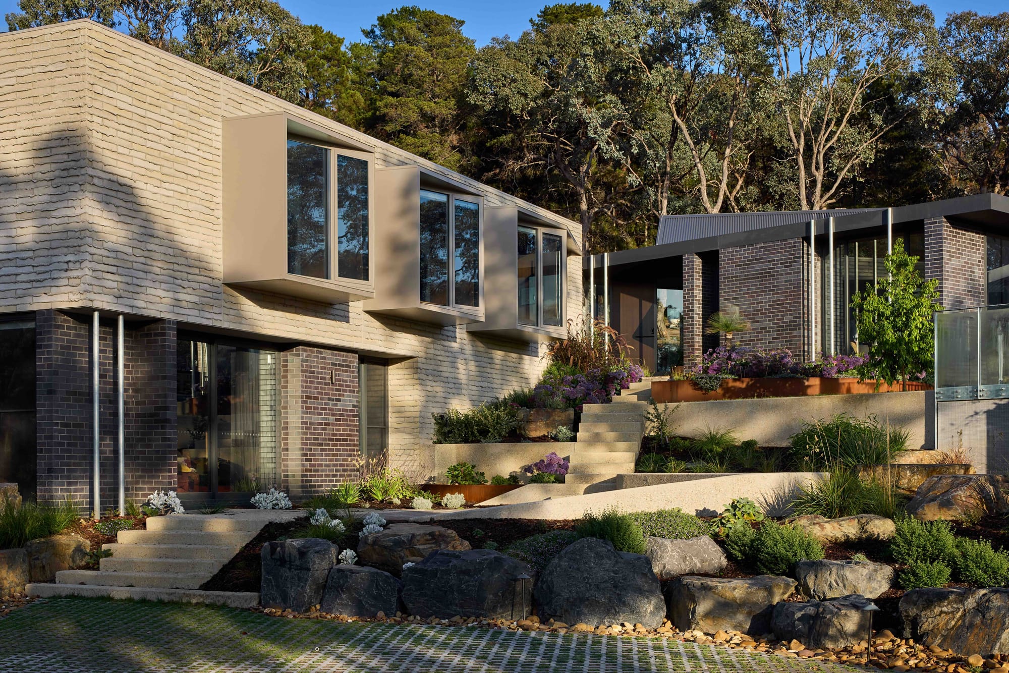 Korinda House by BENT Architecture. Photography by Tatjana Plitt. 