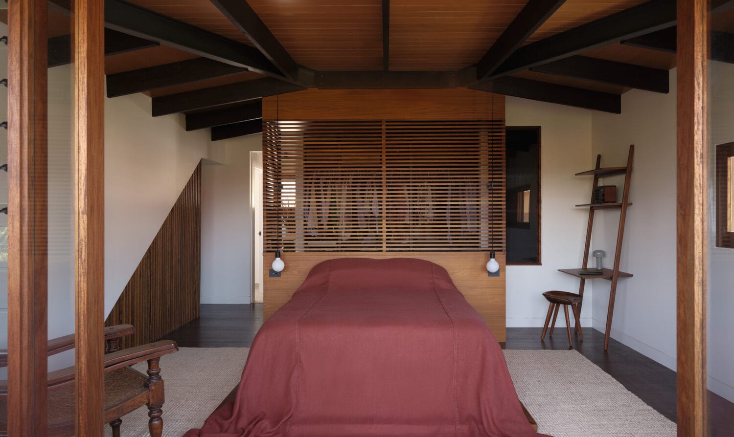 Kent by Alexandra Buchanan Architecture. Photography by  Cieran Murphy & Tory Waller.