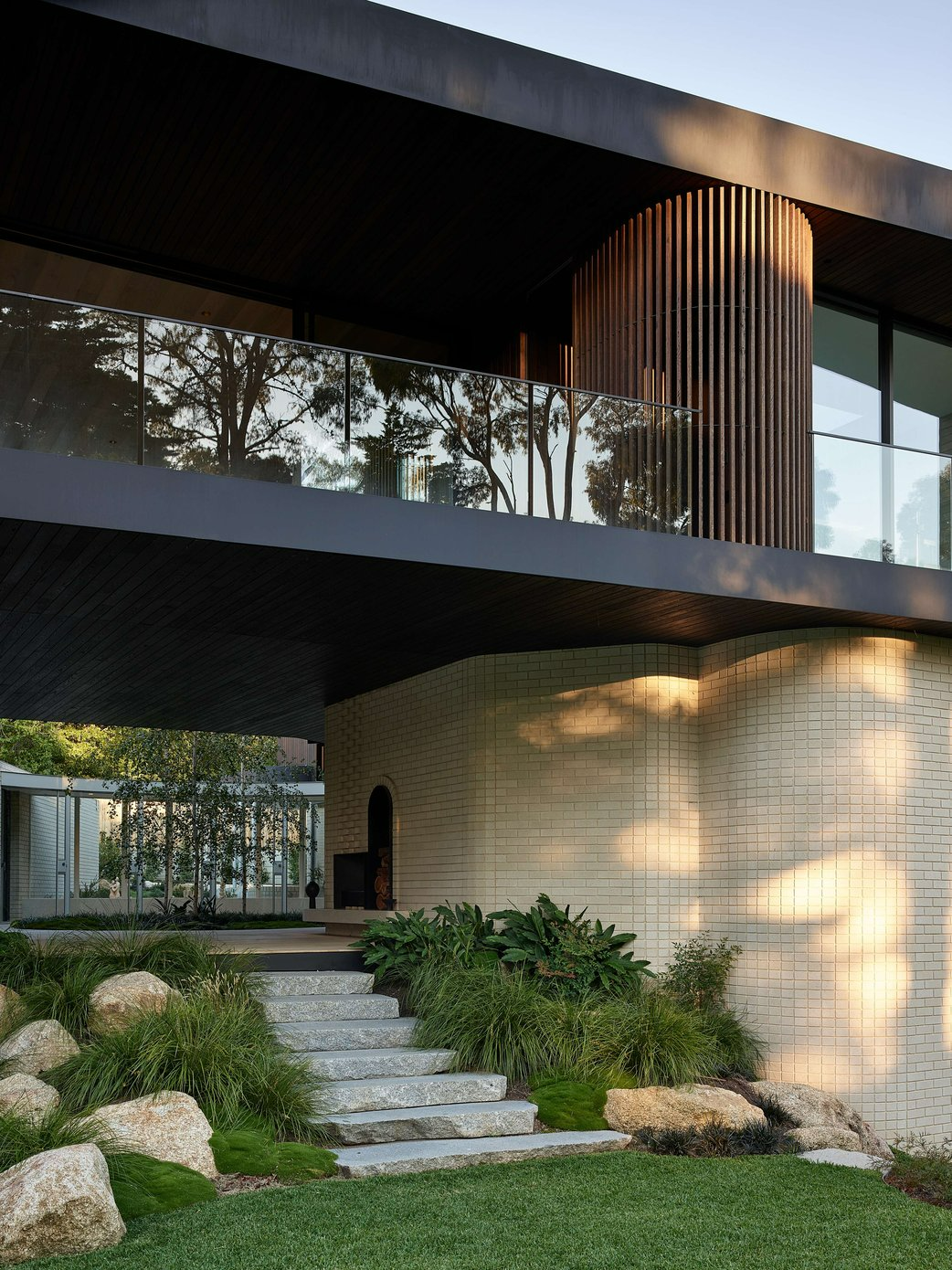 Brimar House by MODO. Photography by Derek Swalwell.