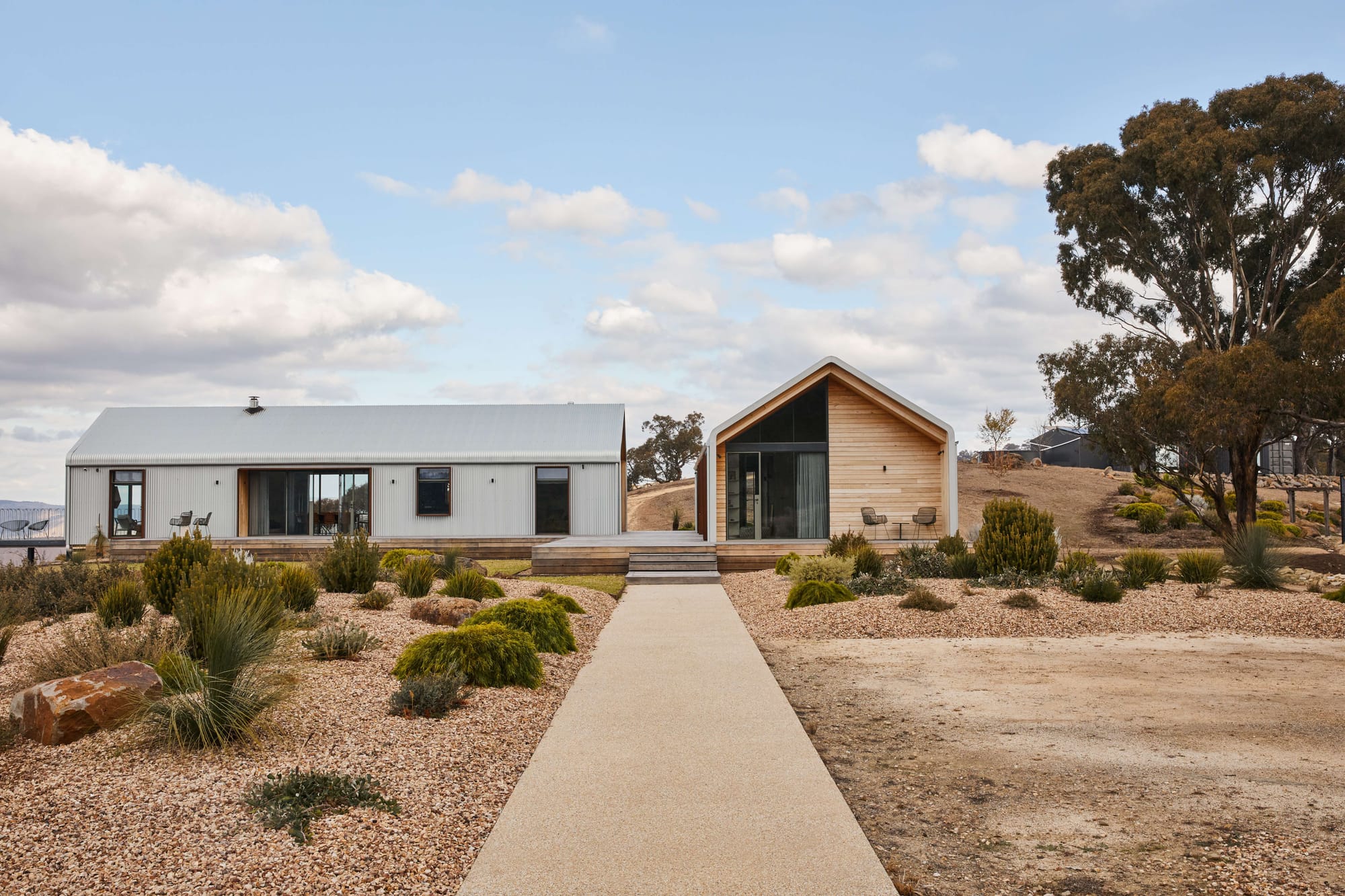 Horan's Track by TANDEM design Studio | Photographed by Stephanie Rooney